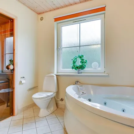 Hardine - 100m To The Fjord By Interhome Gråsten