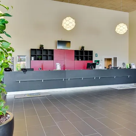 Hardine - 100m To The Fjord By Interhome *